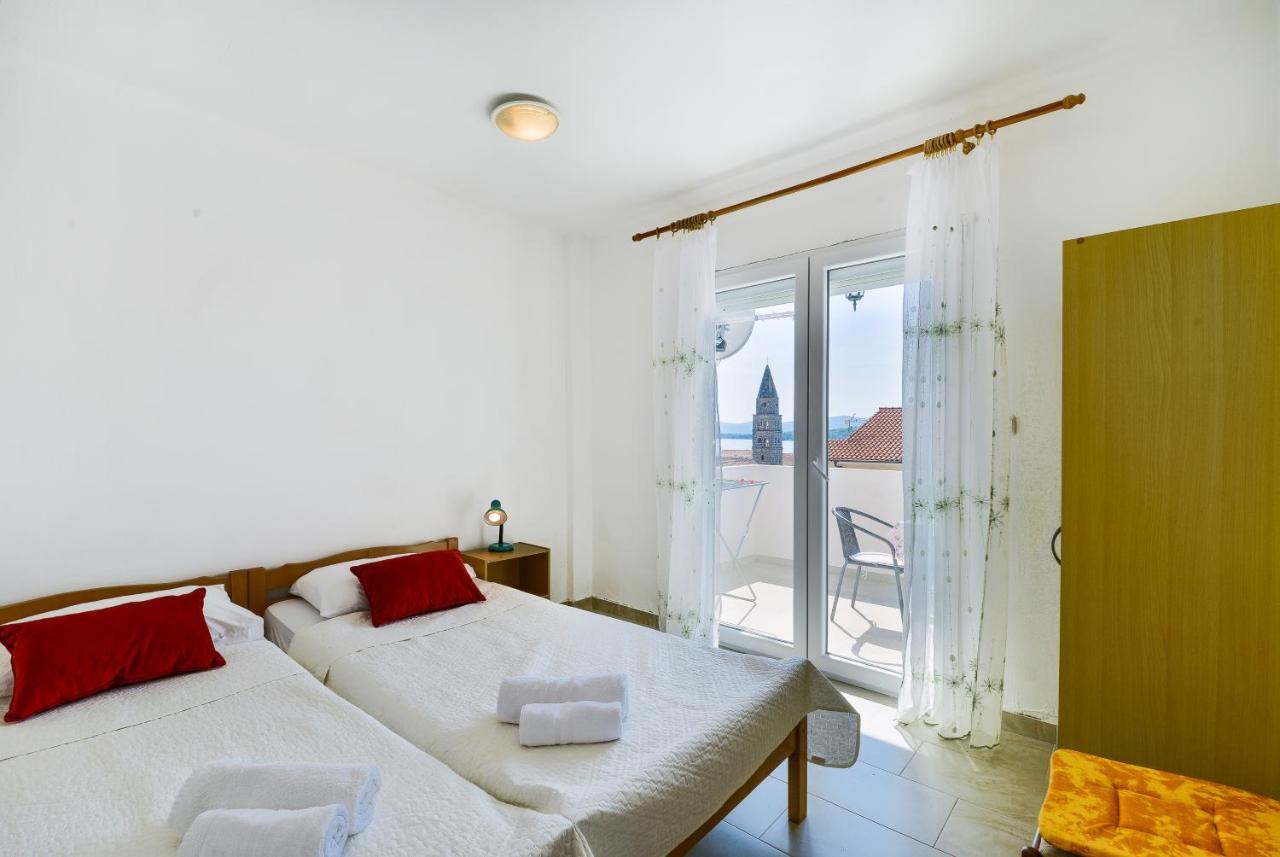 Apartments Citrus Turanj Kültér fotó