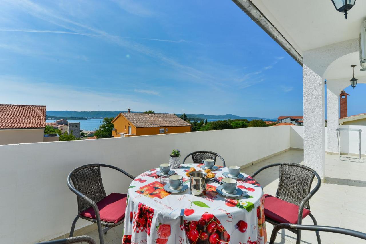 Apartments Citrus Turanj Kültér fotó