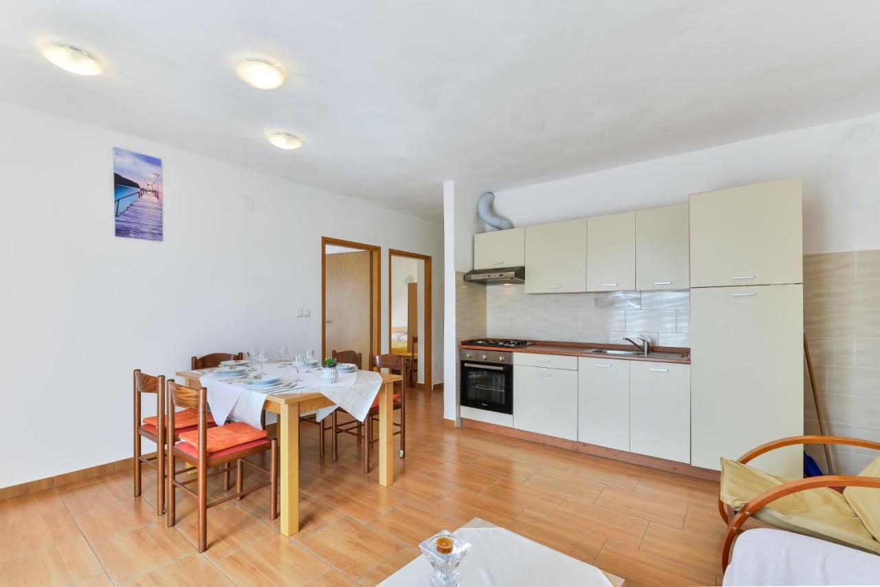 Apartments Citrus Turanj Kültér fotó